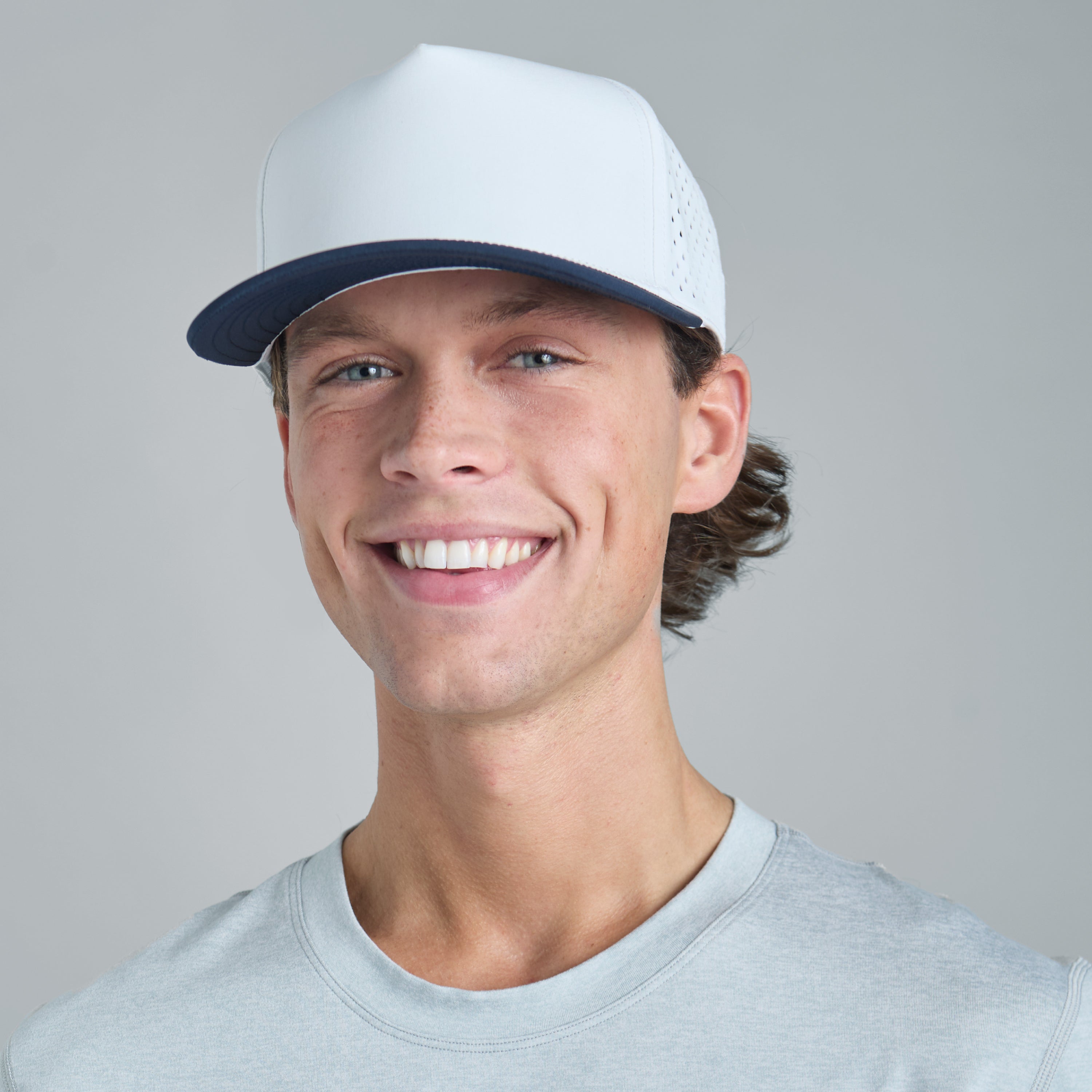 NAVY TWO TONE BREAKAWAY SNAPBACK