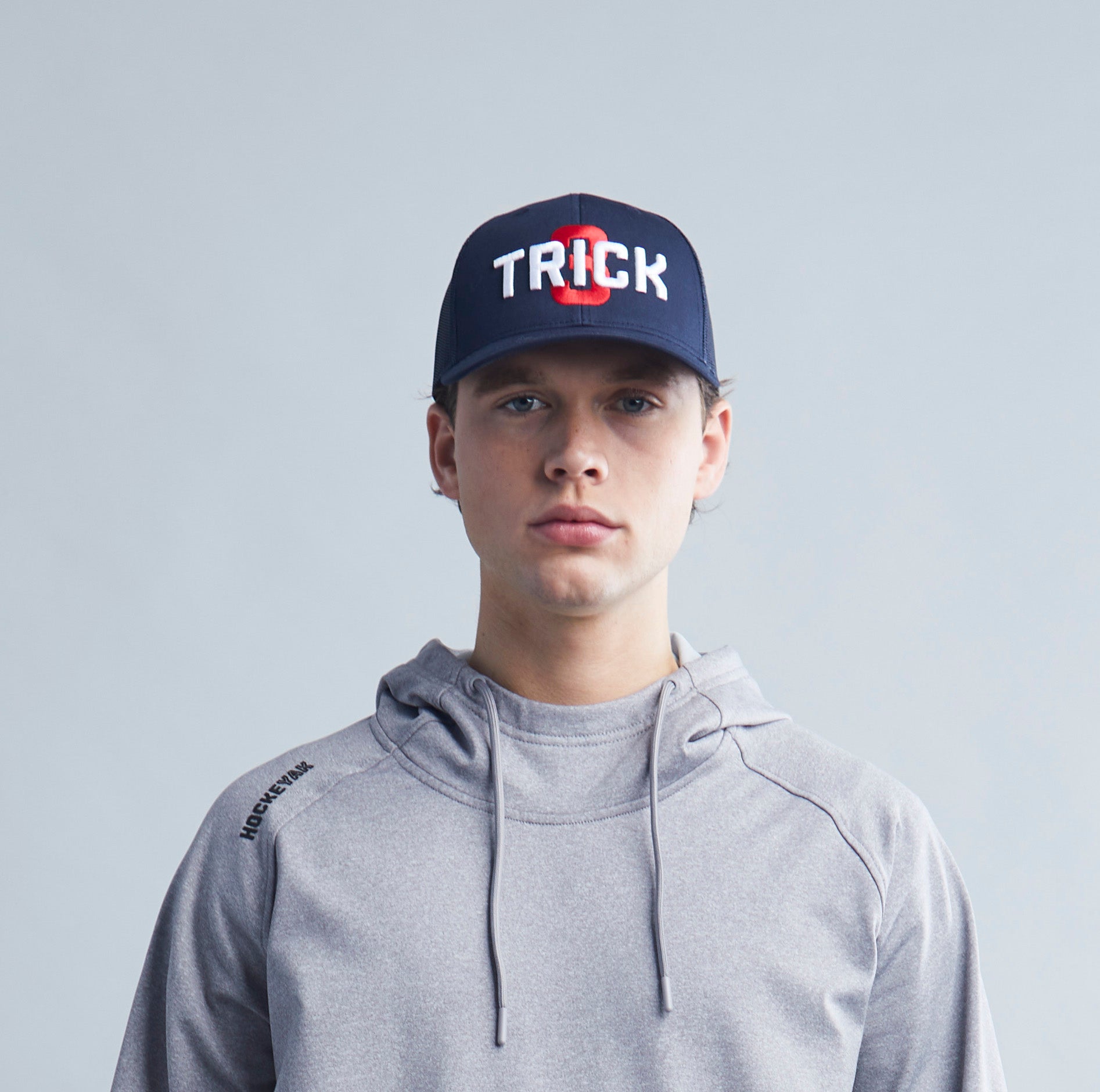 HAT TRICK NAVY SNAPBACK