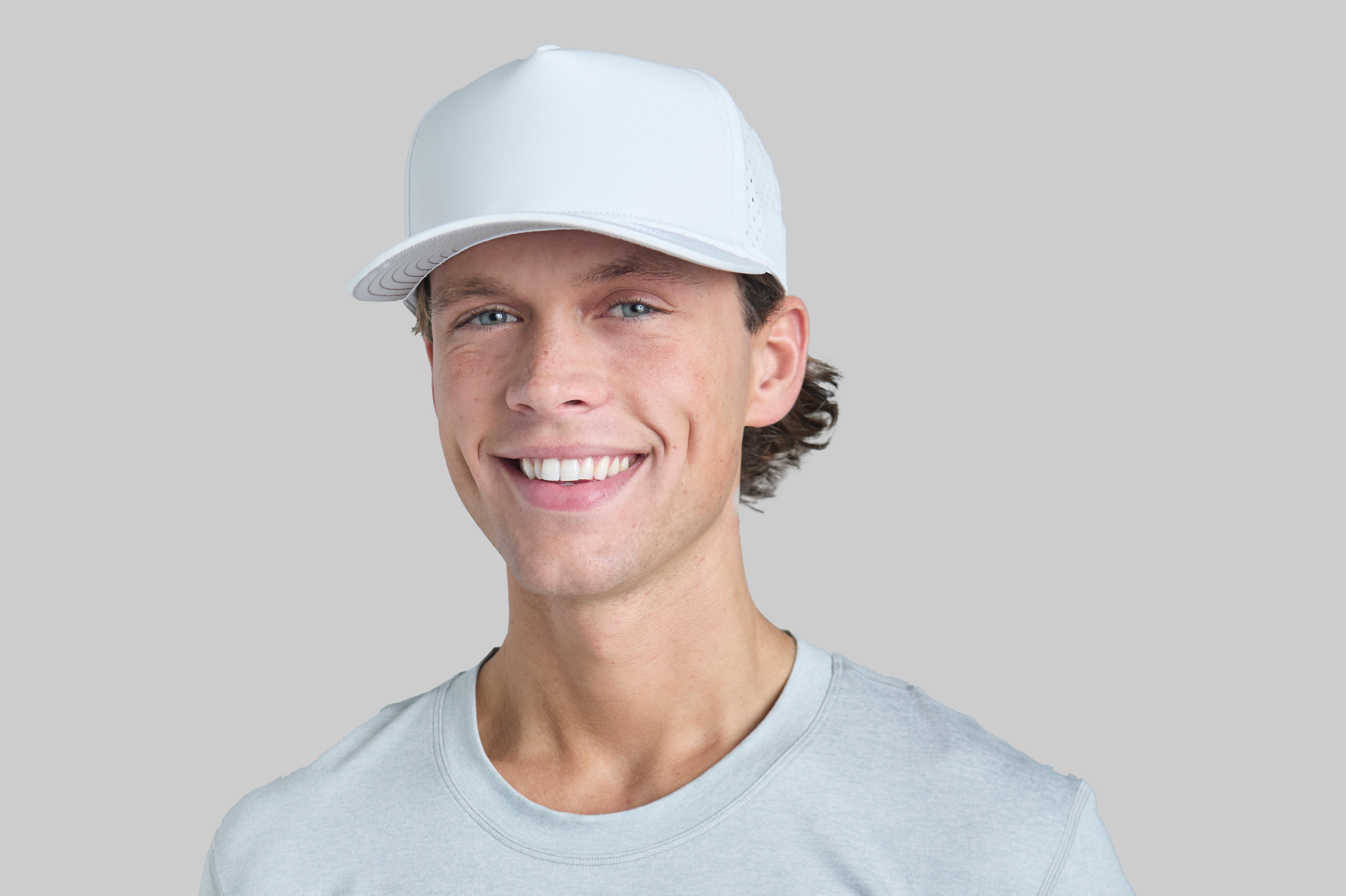 BREAKAWAY WHITE SNAPBACK