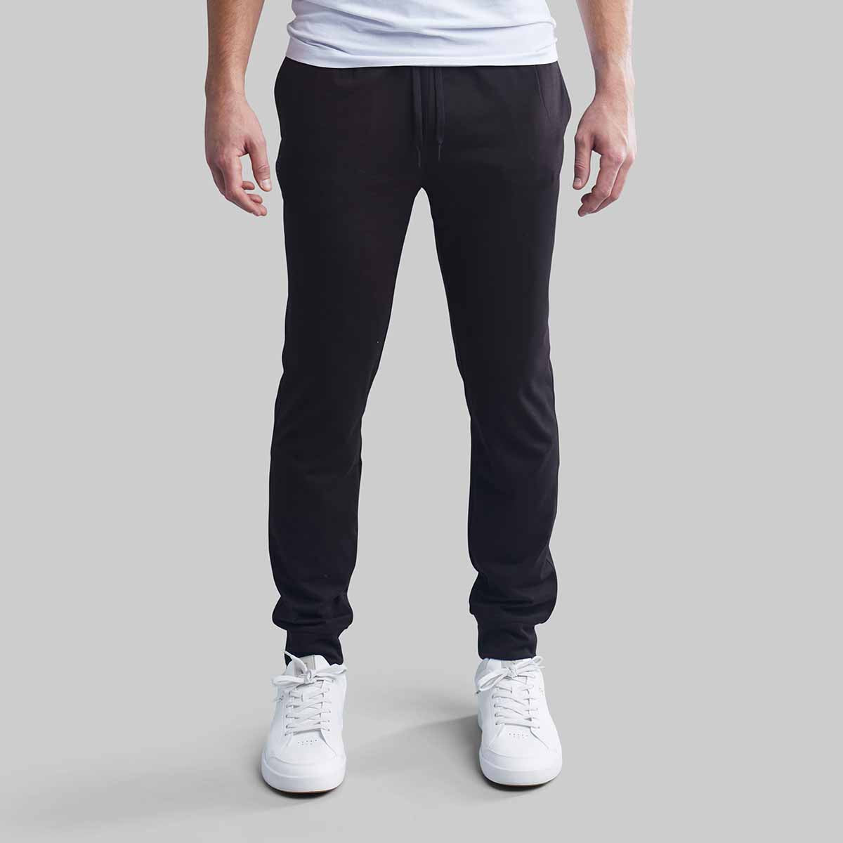 BLACK PERFORMANCE FLEECE JOGGERS