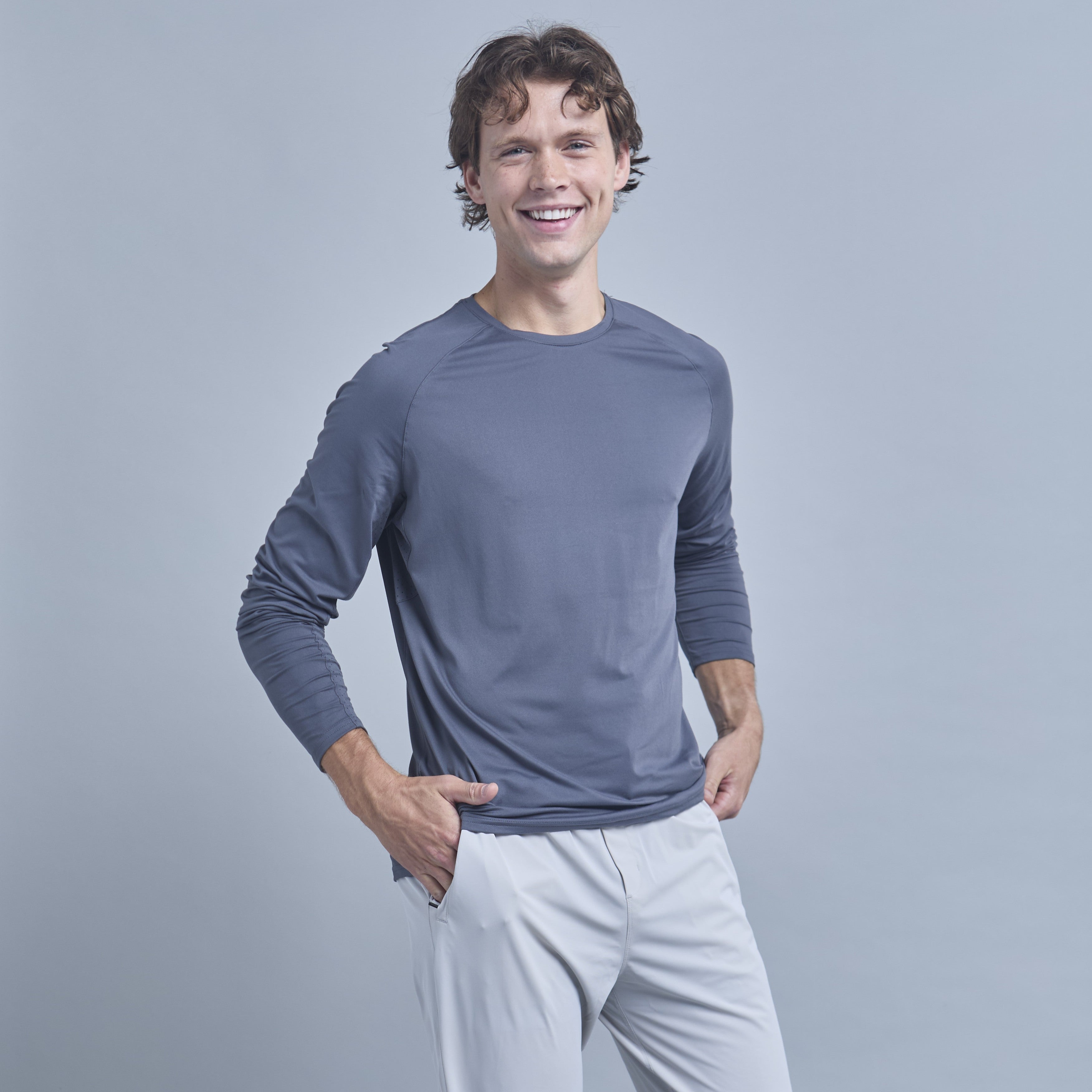 BREAKAWAY LONG SLEEVE TEE